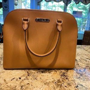 Michale Kors Veronica Medium Saffiano Leather Dome Pocketbook  Bag Satchel brown